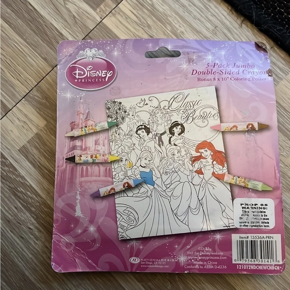 Disney princess jumbo double sided crayons and poster